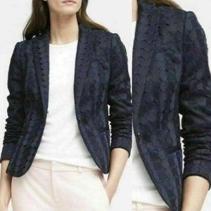 Banana Republic Women’s Classic Blazer Navy Blue Circle Eyelet Size 2